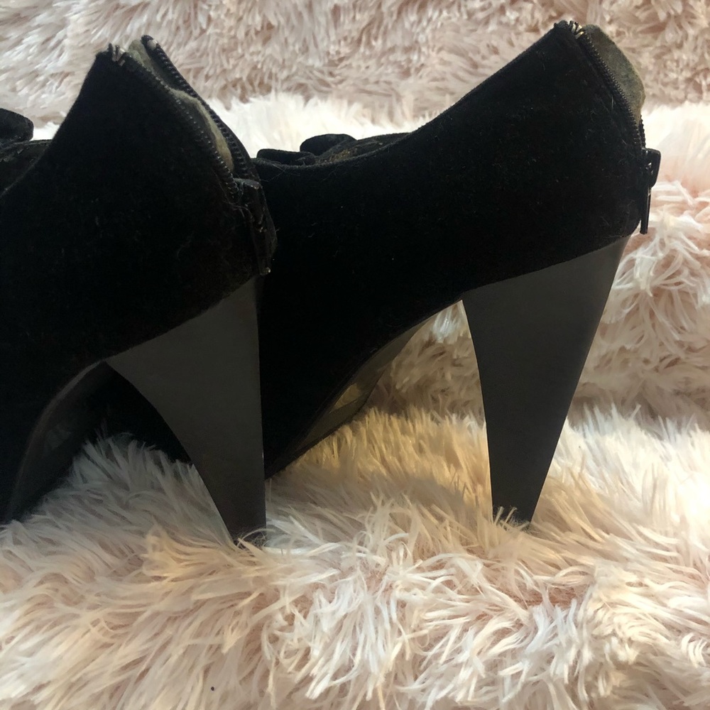 Qupid Velour Ruffled Platform Heels - Picture 4 of 6